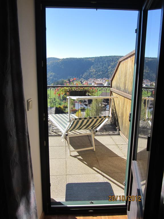 Gasthof Zum Roessl San Genesio Atesino Bagian luar foto