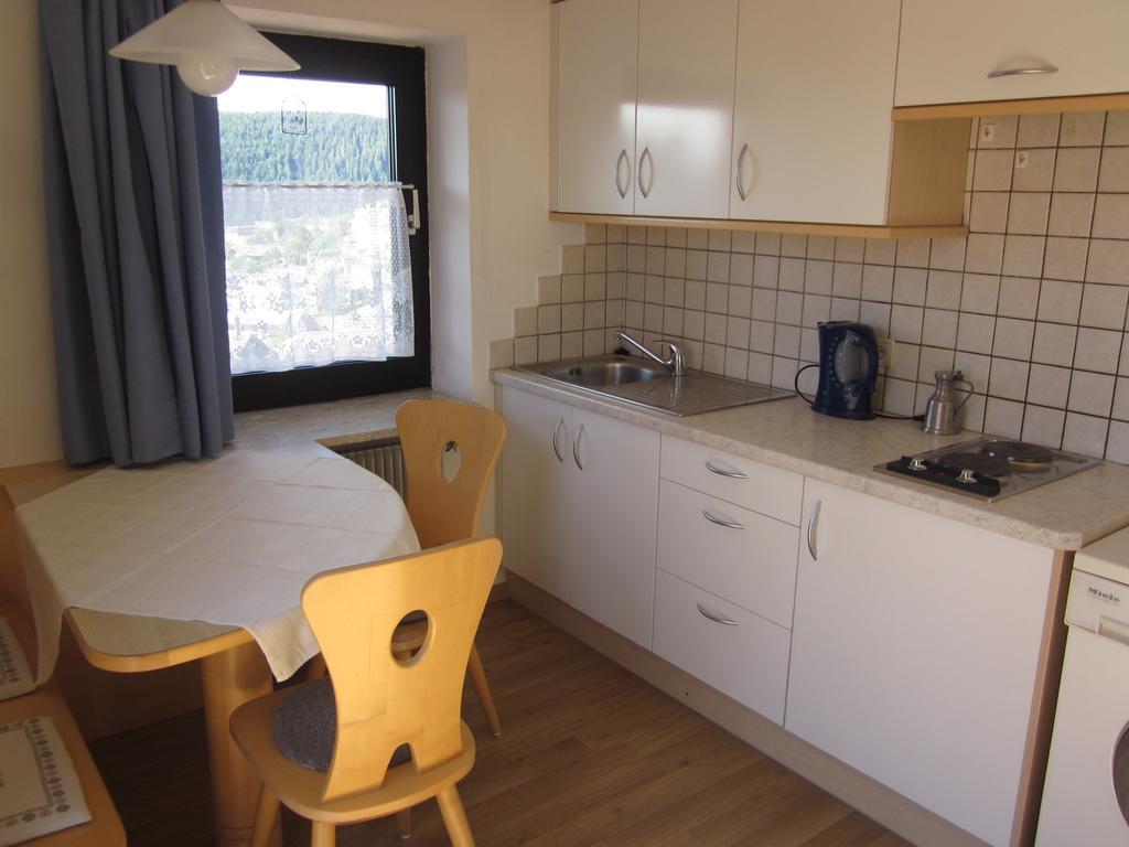 Gasthof Zum Roessl San Genesio Atesino Ruang foto