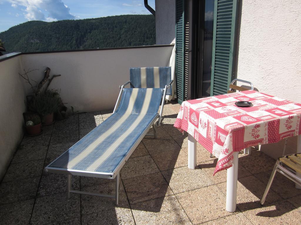 Gasthof Zum Roessl San Genesio Atesino Ruang foto